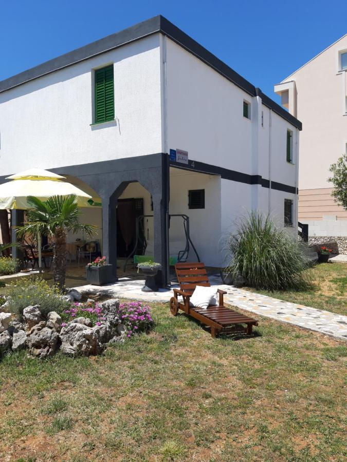 Apartmani Jadra Stara Novalja Exterior photo